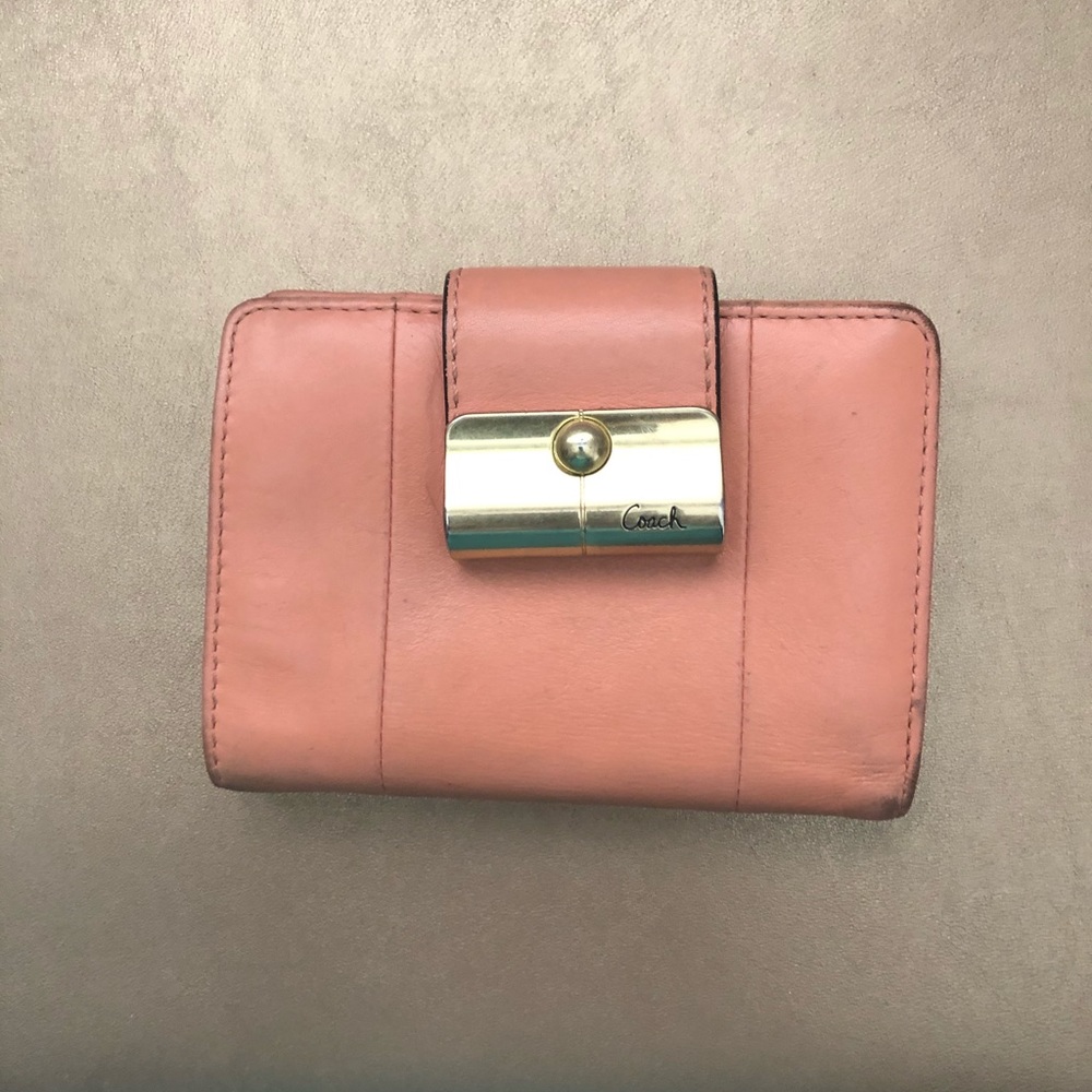 Coach peach/pink like wallet